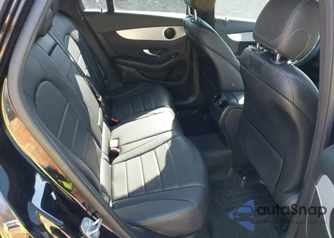 2019 Mercedes-Benz Glc 300 from USA, damaged, VIN WDC0G4JB9KV181294